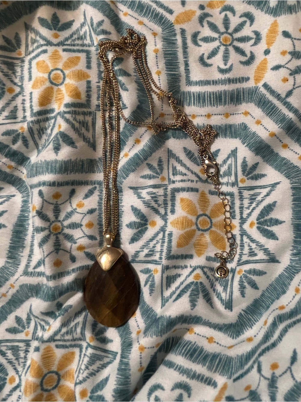 1946 Brand Faceted Tiger Eye Multi Strand Pendant Necklace